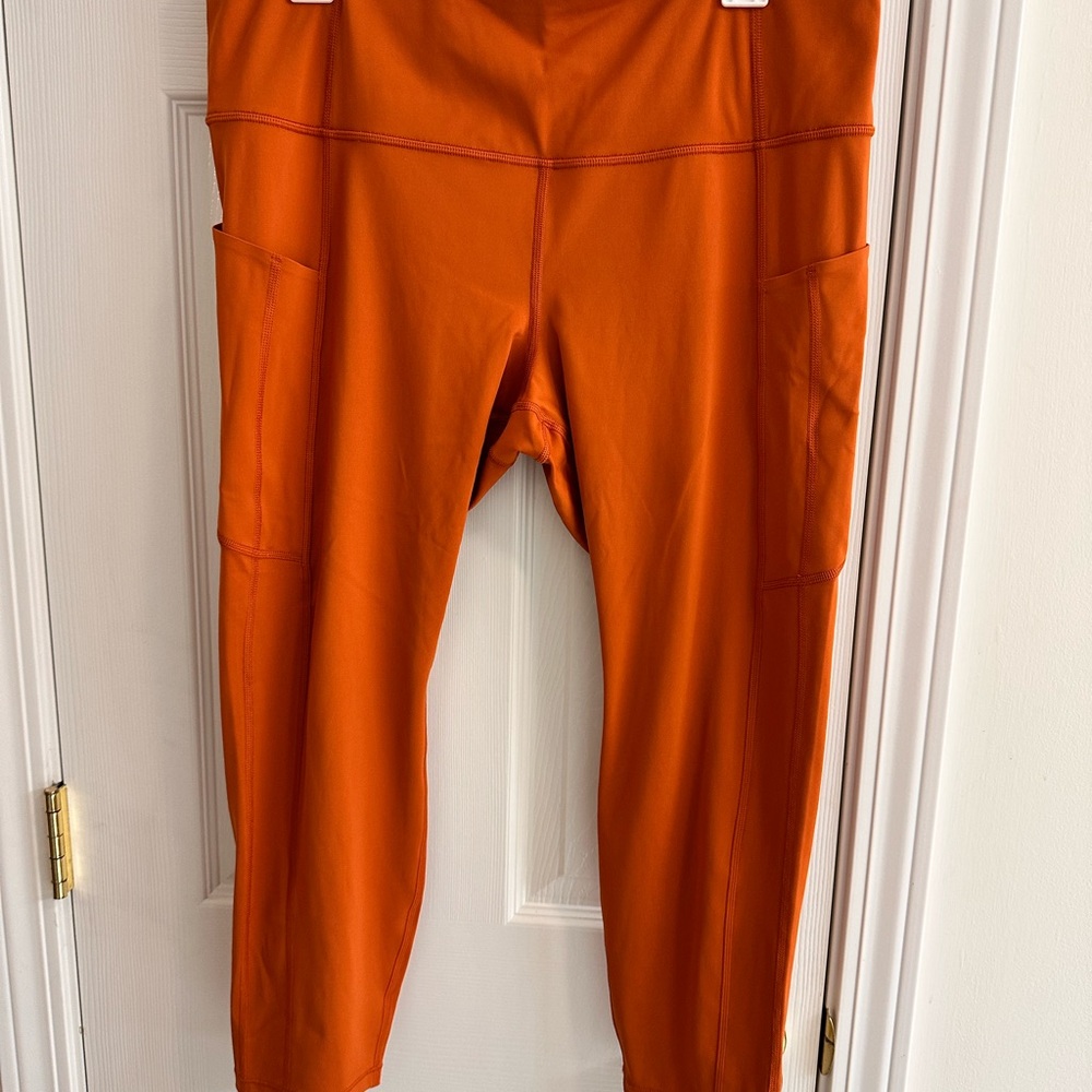 Athleta Bold Orange 7/8 Leggings